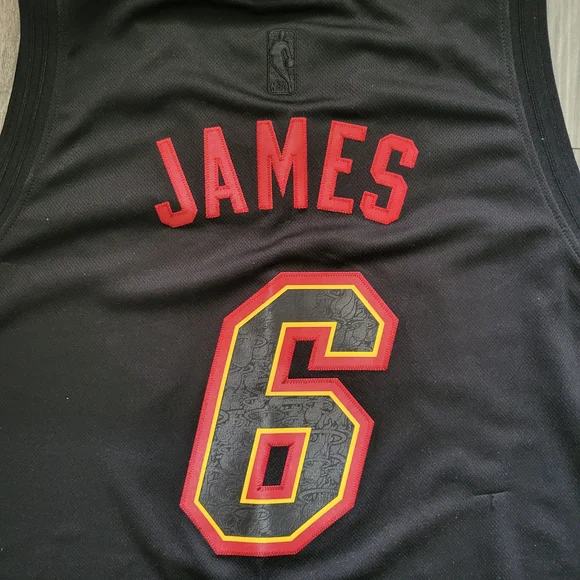 Adidas Black Heat Jersey Lebron James - Picture 4 of 6